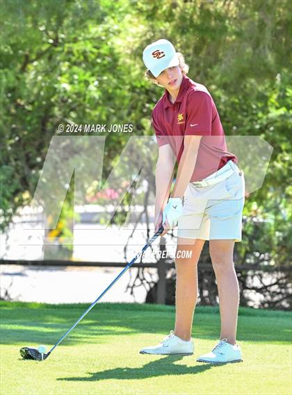 Thumbnail 3 in AIA D-II Finals photogallery.