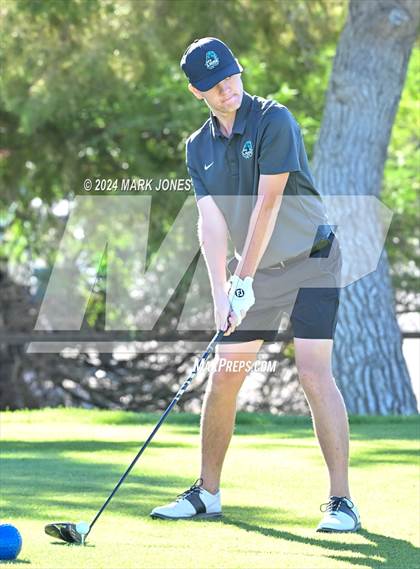 Thumbnail 1 in AIA D-II Finals photogallery.