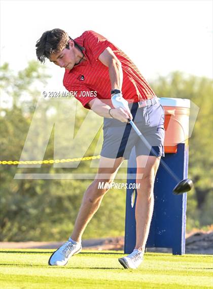 Thumbnail 3 in AIA D-II Finals photogallery.