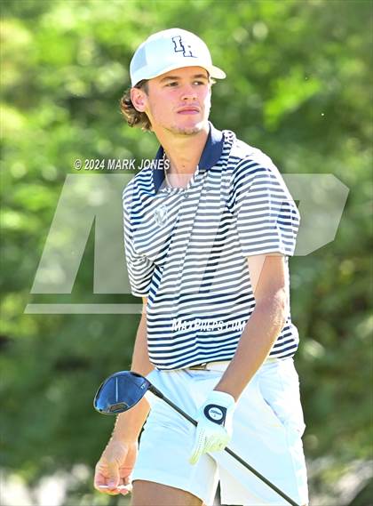 Thumbnail 1 in AIA D-II Finals photogallery.