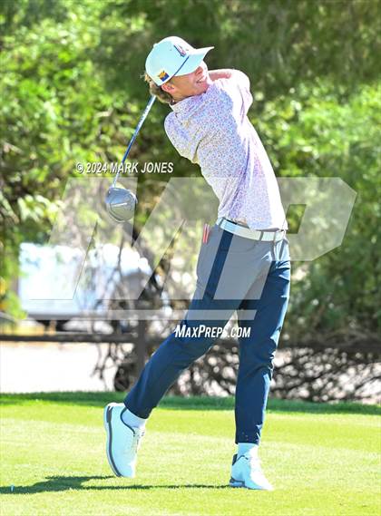 Thumbnail 2 in AIA D-II Finals photogallery.