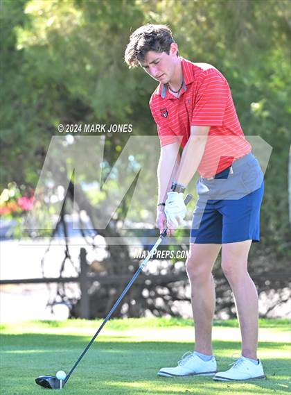 Thumbnail 2 in AIA D-II Finals photogallery.