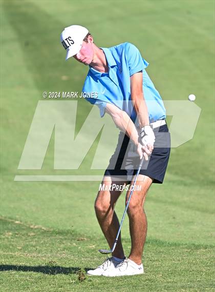 Thumbnail 3 in AIA D-II Finals photogallery.