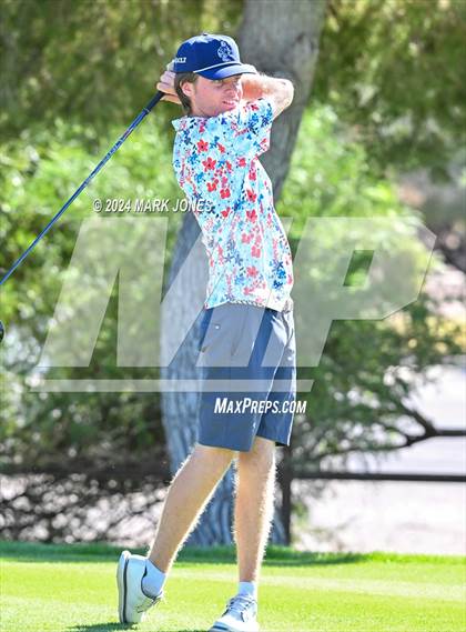 Thumbnail 3 in AIA D-II Finals photogallery.