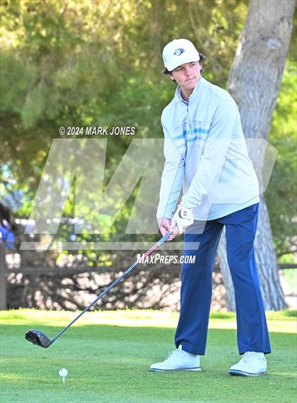 Thumbnail 3 in AIA D-II Finals photogallery.