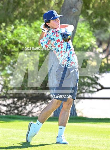 Thumbnail 3 in AIA D-II Finals photogallery.