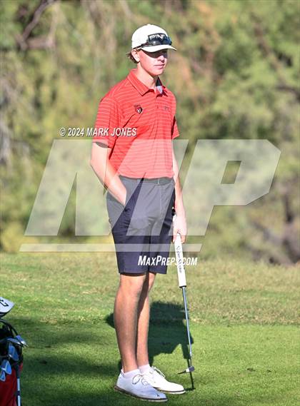 Thumbnail 1 in AIA D-II Finals photogallery.