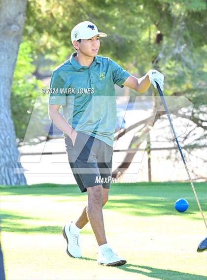 Thumbnail 2 in AIA D-II Finals photogallery.