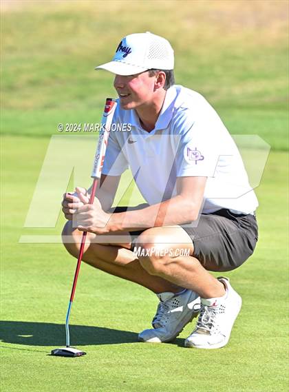 Thumbnail 1 in AIA D-II Finals photogallery.