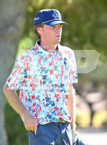 Thumbnail 3 in AIA D-II Finals photogallery.