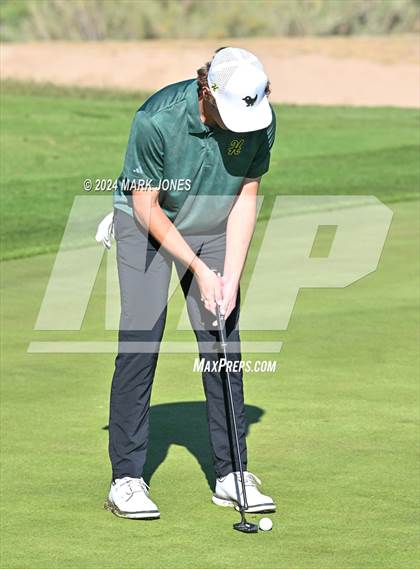 Thumbnail 1 in AIA D-II Finals photogallery.