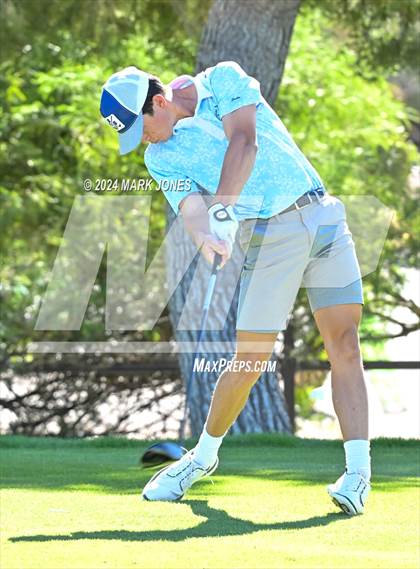 Thumbnail 3 in AIA D-II Finals photogallery.