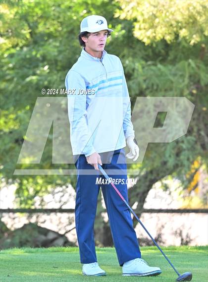 Thumbnail 2 in AIA D-II Finals photogallery.