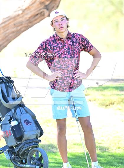 Thumbnail 2 in AIA D-II Finals photogallery.