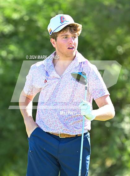 Thumbnail 1 in AIA D-II Finals photogallery.