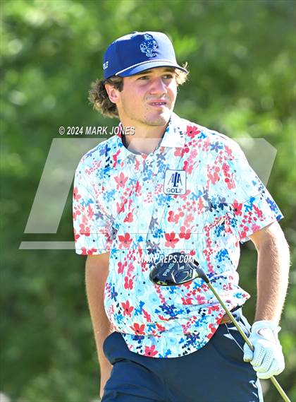 Thumbnail 2 in AIA D-II Finals photogallery.