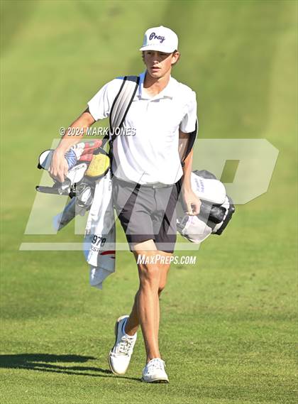 Thumbnail 3 in AIA D-II Finals photogallery.