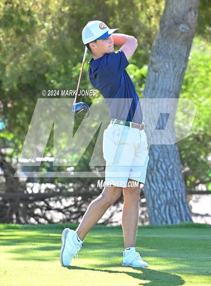 Thumbnail 2 in AIA D-II Finals photogallery.