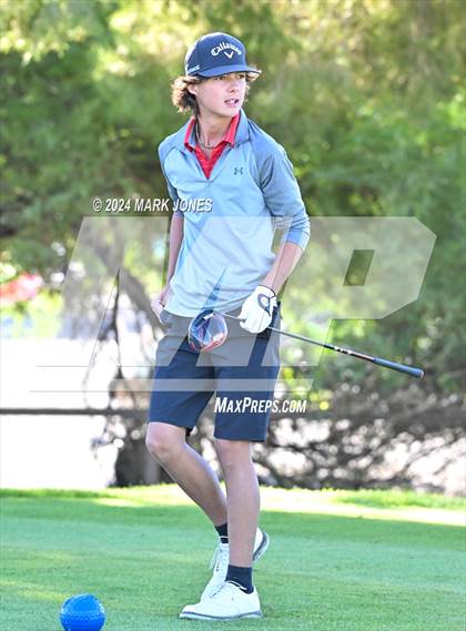 Thumbnail 1 in AIA D-II Finals photogallery.