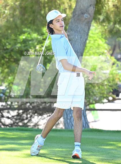 Thumbnail 3 in AIA D-II Finals photogallery.