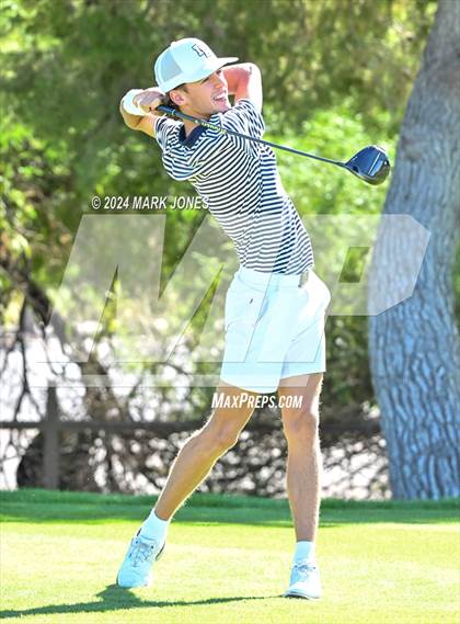 Thumbnail 3 in AIA D-II Finals photogallery.