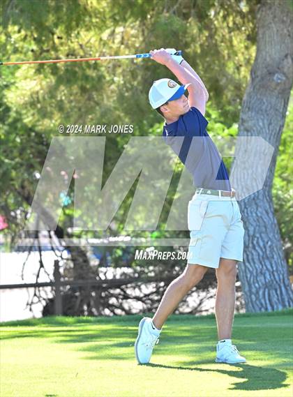 Thumbnail 1 in AIA D-II Finals photogallery.