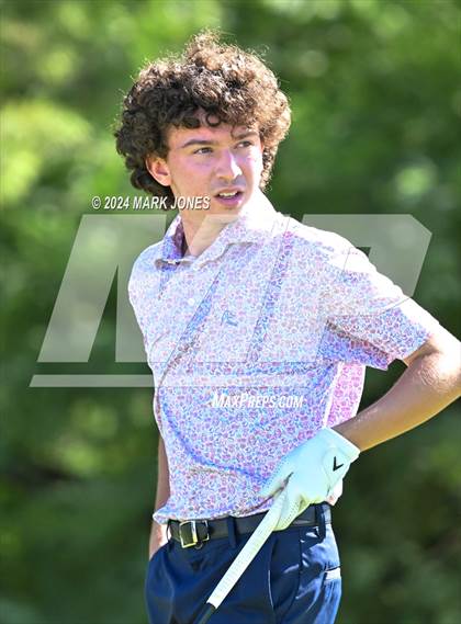 Thumbnail 3 in AIA D-II Finals photogallery.