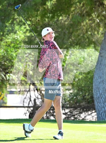 Thumbnail 3 in AIA D-II Finals photogallery.