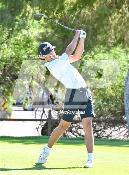 Thumbnail 3 in AIA D-II Finals photogallery.