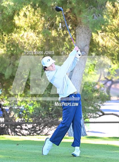 Thumbnail 1 in AIA D-II Finals photogallery.