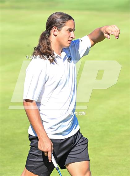 Thumbnail 2 in AIA D-II Finals photogallery.