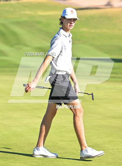 Thumbnail 2 in AIA D-II Finals photogallery.