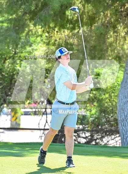 Thumbnail 1 in AIA D-II Finals photogallery.