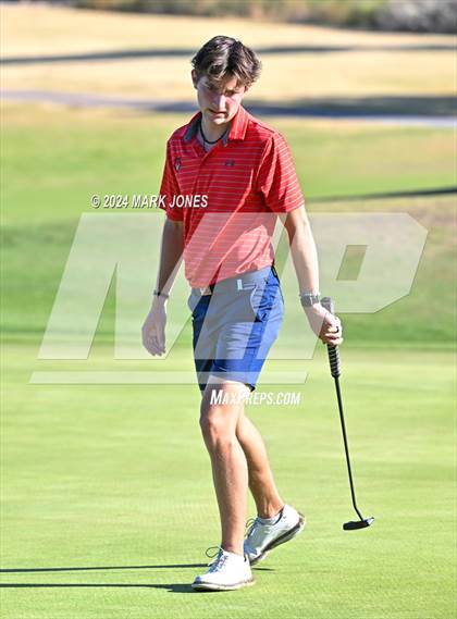 Thumbnail 3 in AIA D-II Finals photogallery.