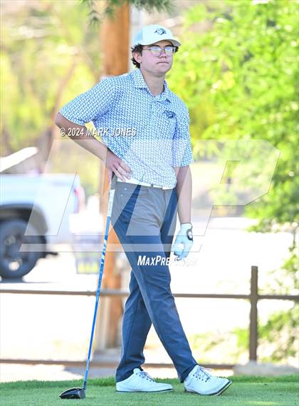 Thumbnail 2 in AIA D-II Finals photogallery.