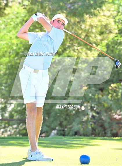 Thumbnail 3 in AIA D-II Finals photogallery.