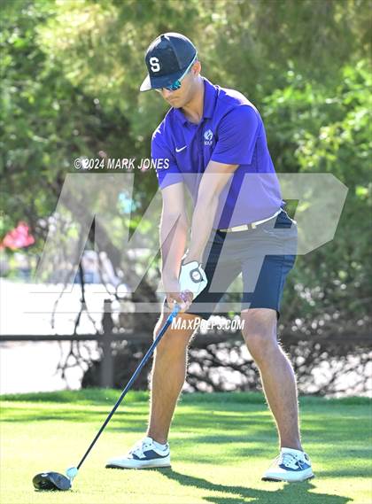 Thumbnail 3 in AIA D-II Finals photogallery.