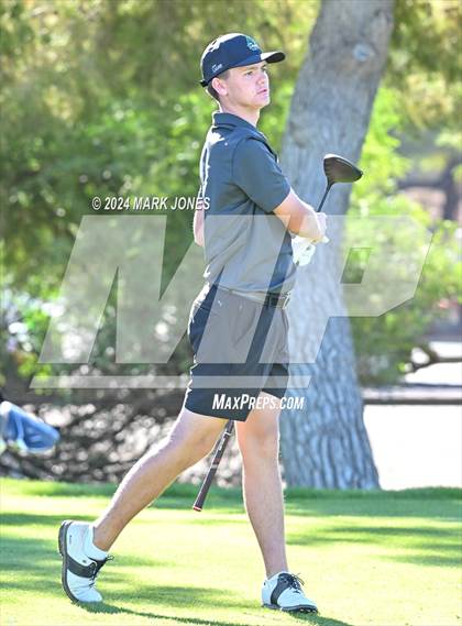 Thumbnail 3 in AIA D-II Finals photogallery.