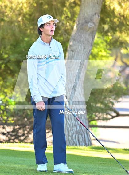 Thumbnail 3 in AIA D-II Finals photogallery.