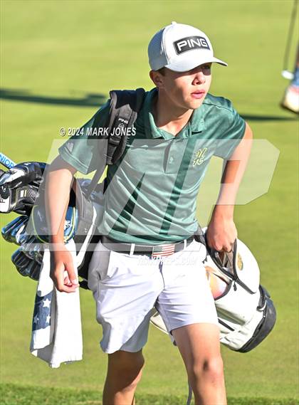 Thumbnail 3 in AIA D-II Finals photogallery.