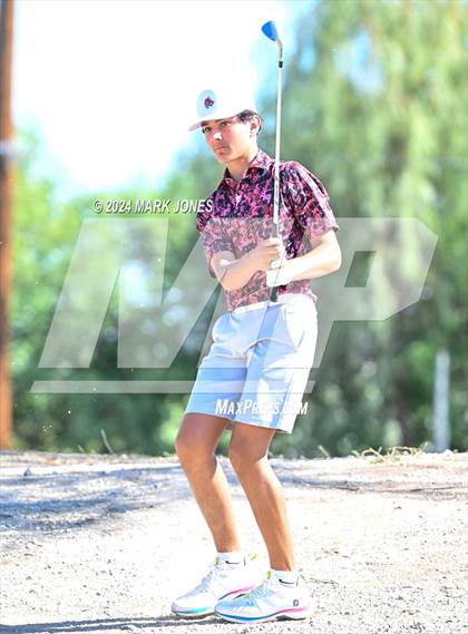 Thumbnail 2 in AIA D-II Finals photogallery.