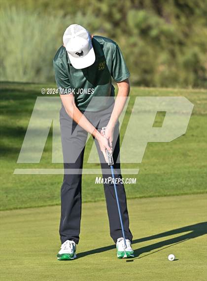 Thumbnail 3 in AIA D-II Finals photogallery.