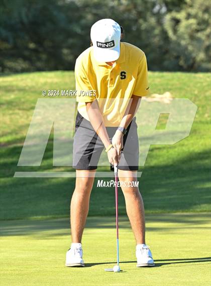 Thumbnail 1 in AIA D-II Finals photogallery.