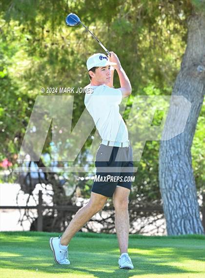 Thumbnail 3 in AIA D-II Finals photogallery.