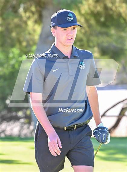 Thumbnail 1 in AIA D-II Finals photogallery.