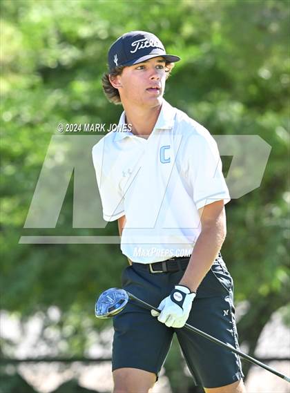 Thumbnail 2 in AIA D-II Finals photogallery.