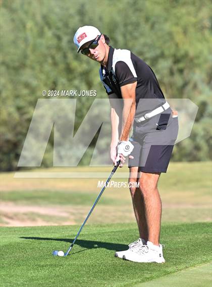 Thumbnail 2 in AIA D-II Finals photogallery.