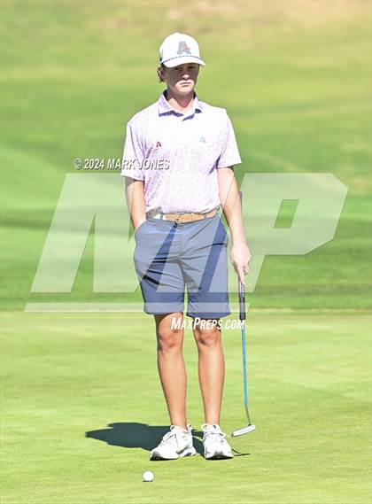 Thumbnail 2 in AIA D-II Finals photogallery.