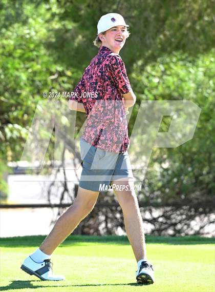 Thumbnail 1 in AIA D-II Finals photogallery.