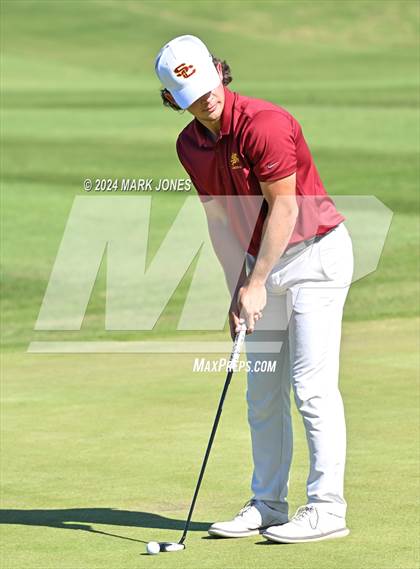 Thumbnail 2 in AIA D-II Finals photogallery.